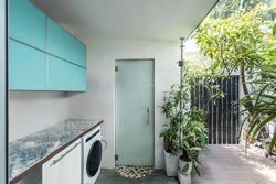 Onan Road (D15), Terrace #543054011